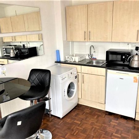 לונדון Bright & Modern Studio Flat In Paddington - Zone 1 מראה חיצוני תמונה