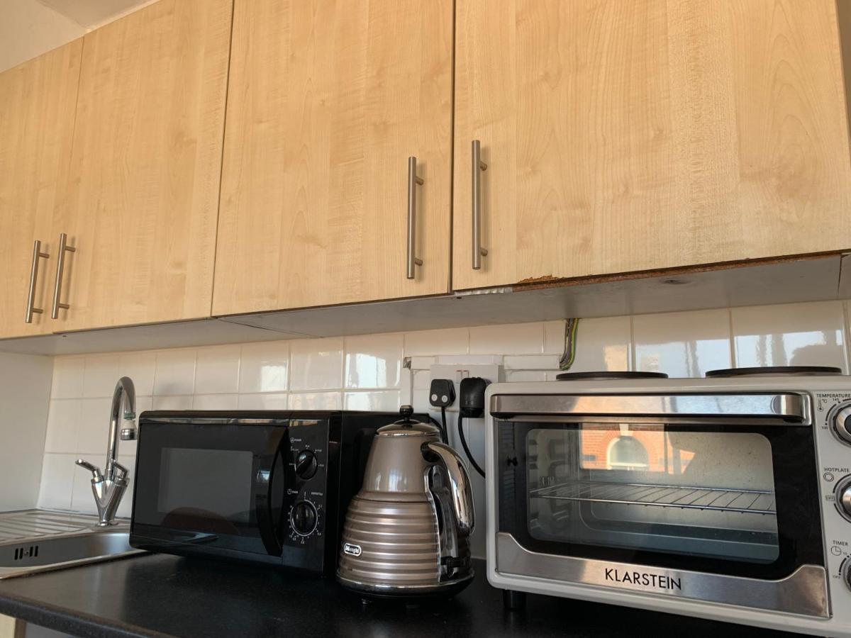 לונדון Bright & Modern Studio Flat In Paddington - Zone 1 מראה חיצוני תמונה